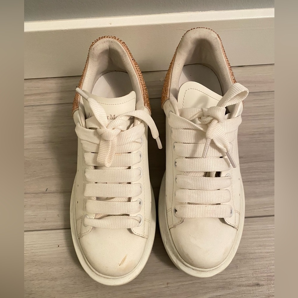 Alexander McQueen sneaker
